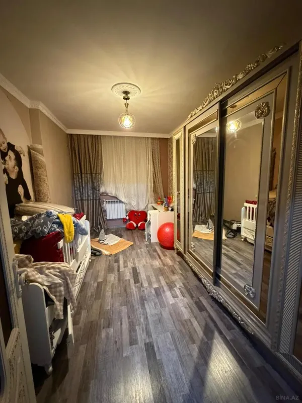 Satılır 3 otaqlı mənzil 90 m²