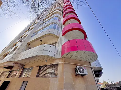 Satılır 3 otaqlı mənzil 142 m² — Bakı, Həzi Aslanov qəs. 3 otaq 142.00 m²