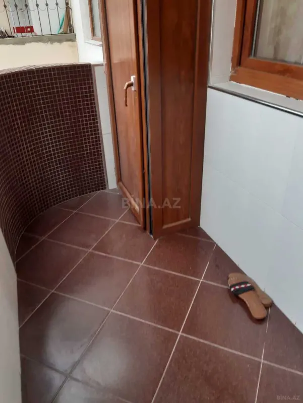 Satılır 2 otaqlı mənzil 75 m²