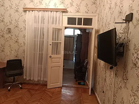 Satılır 4 otaqlı həyət evi 100 m²