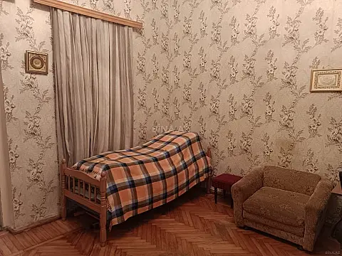 Satılır 4 otaqlı həyət evi 100 m²