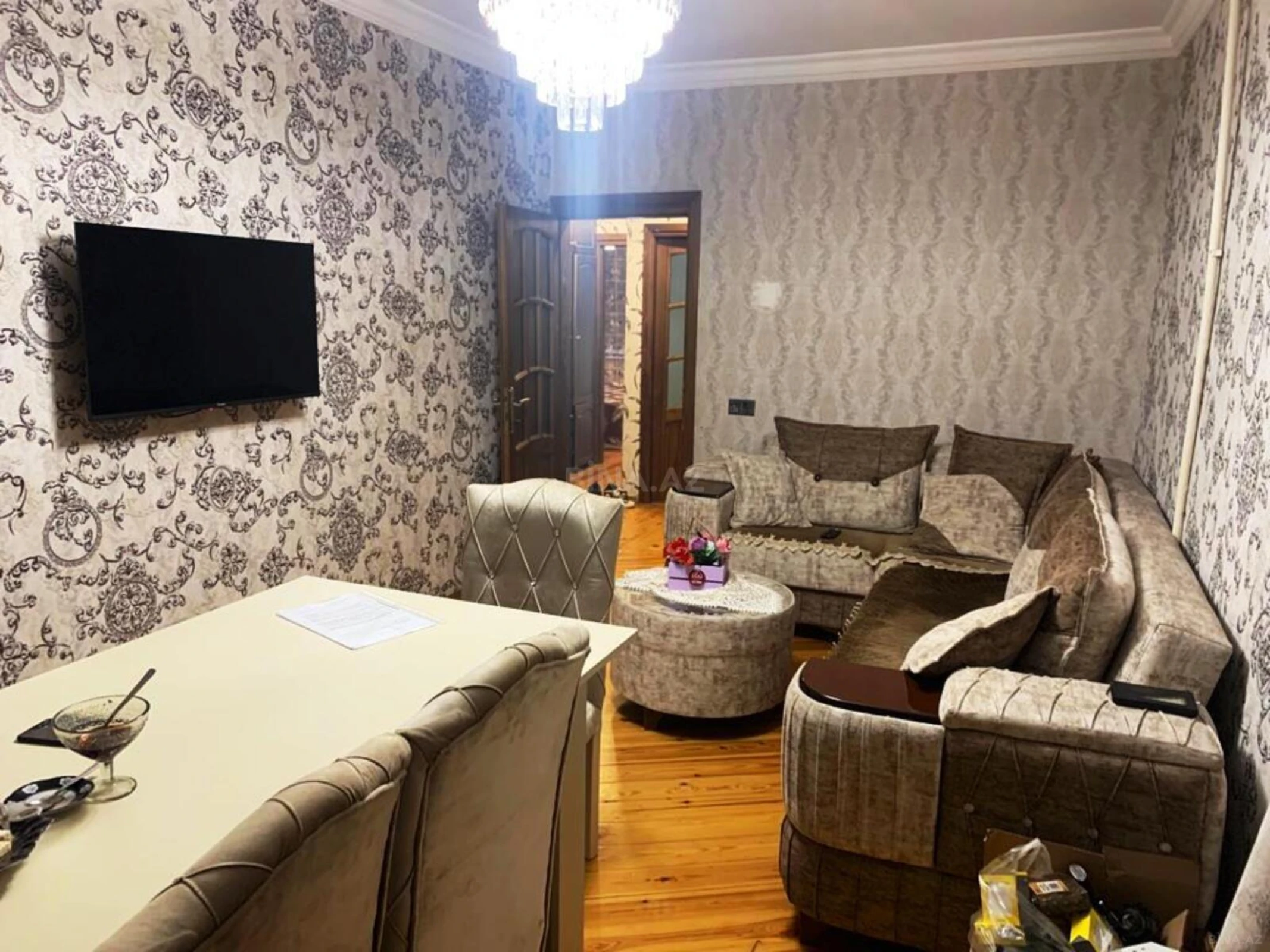 Satılır 2 otaqlı mənzil 60 m²