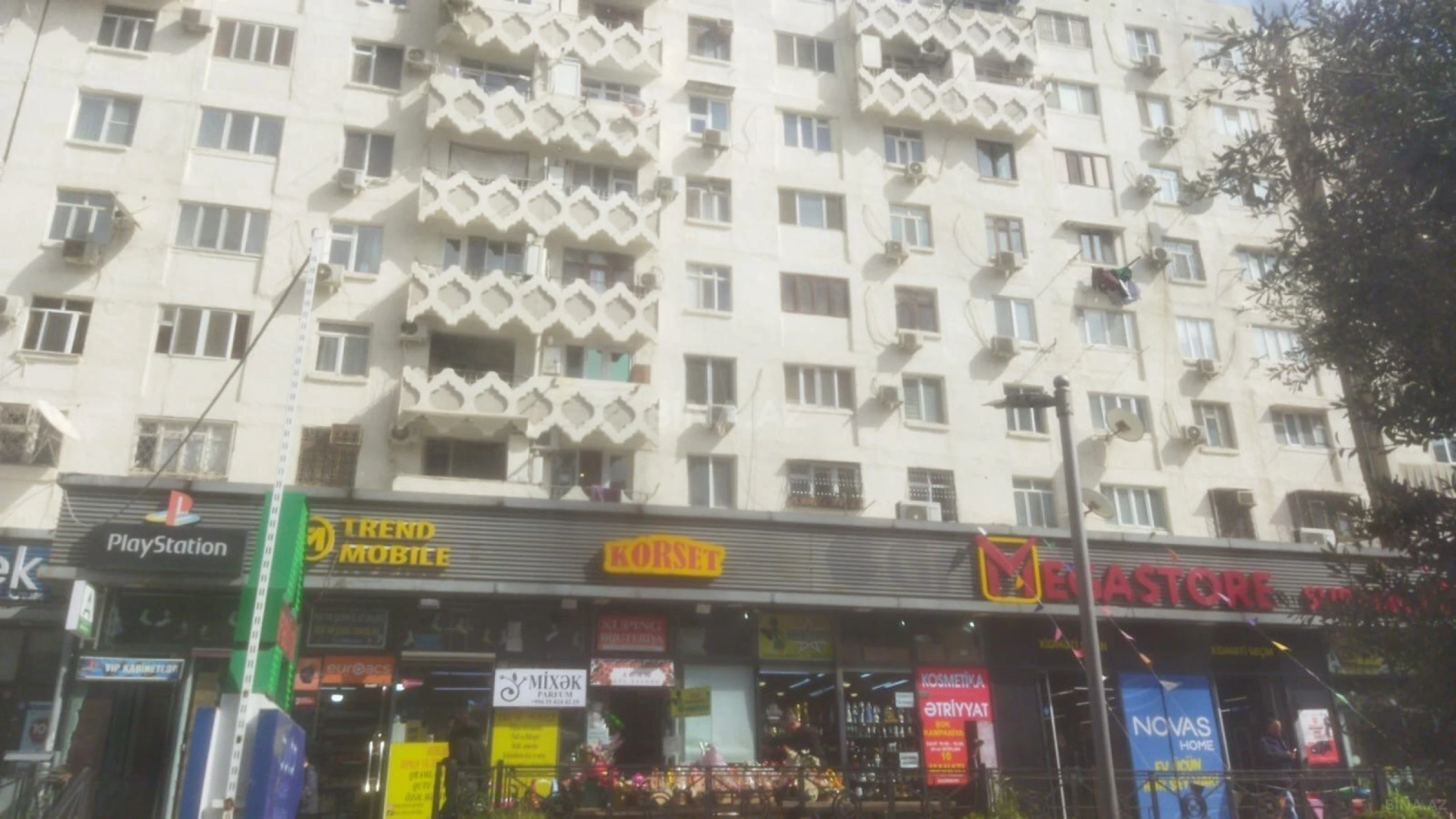 Satılır 2 otaqlı mənzil 60 m²