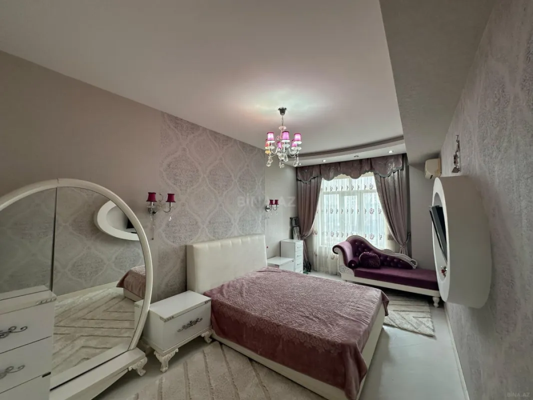 Kirayə verilir 4 otaqlı mənzil 210 m²