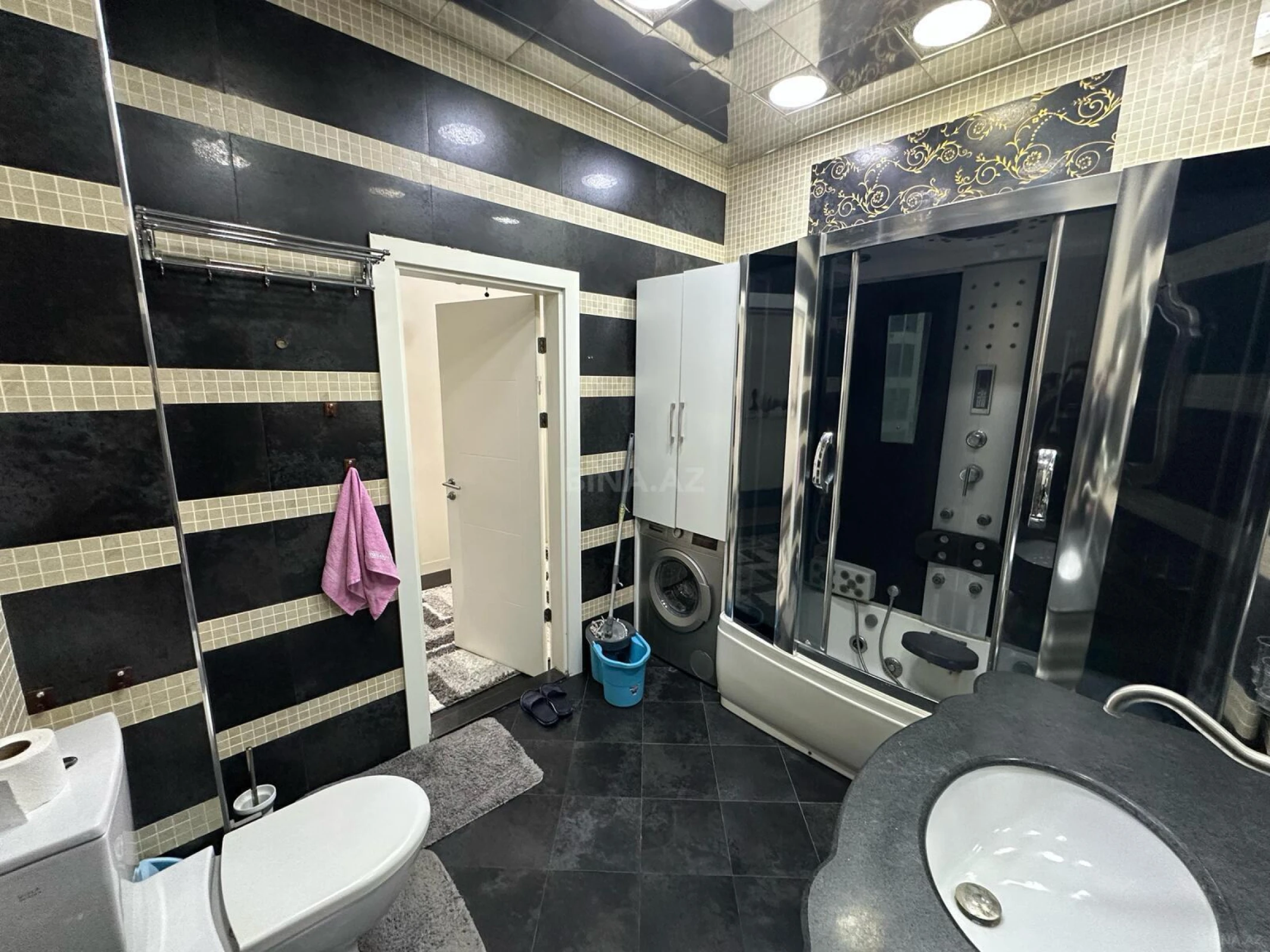Kirayə verilir 4 otaqlı mənzil 210 m²