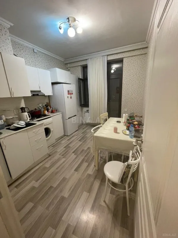 Satılır 2 otaqlı mənzil 59 m²