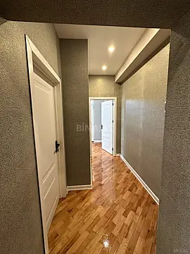 Satılır 2 otaqlı mənzil 68 m²