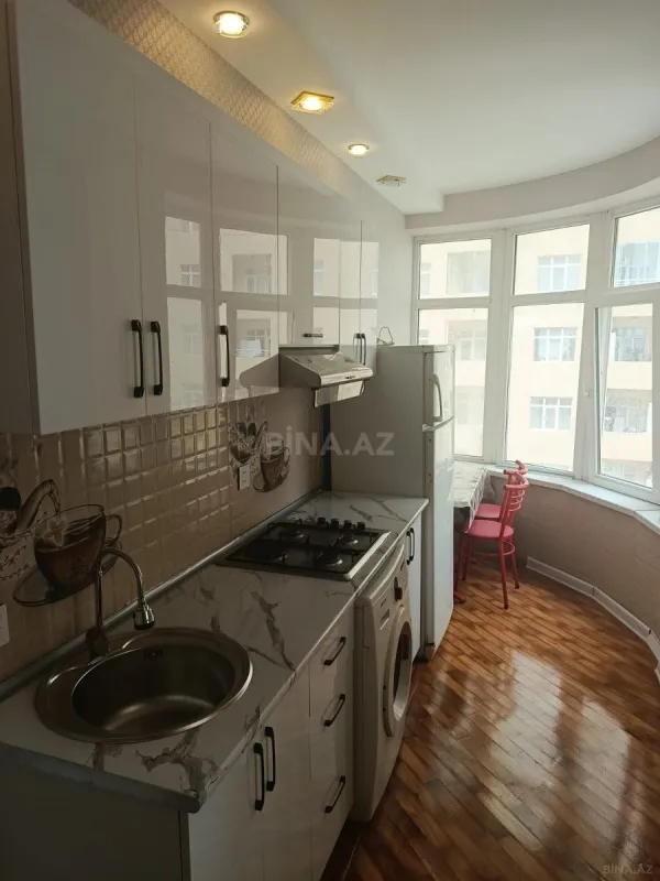 Satılır 2 otaqlı mənzil 68 m²