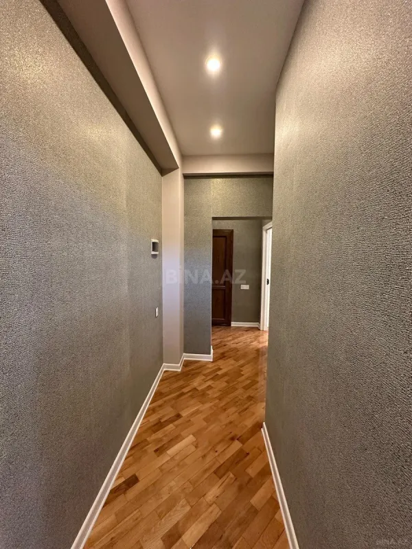Satılır 2 otaqlı mənzil 68 m²