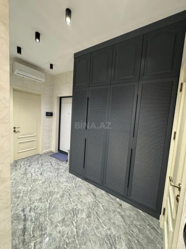 Satılır 3 otaqlı mənzil 77 m²