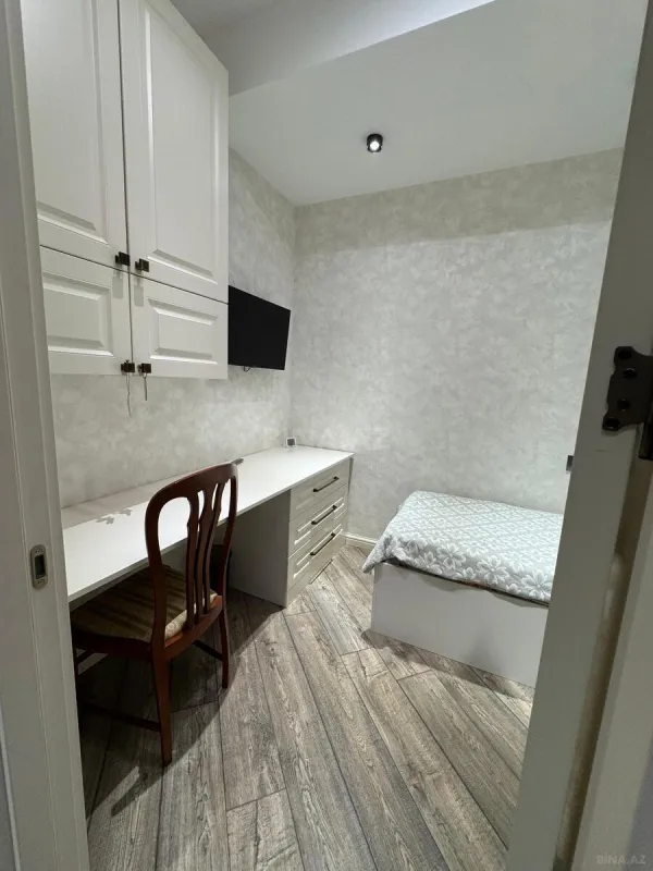 Satılır 3 otaqlı mənzil 77 m²