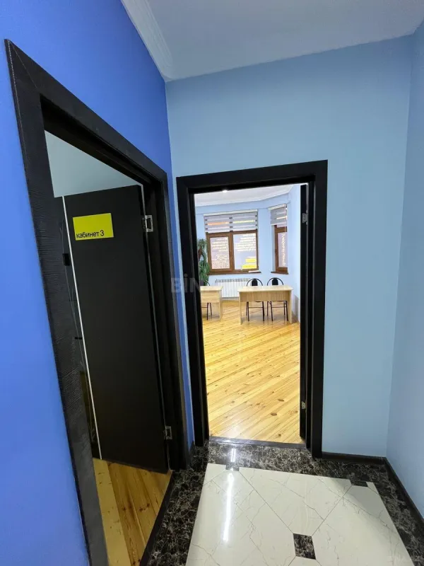 Kirayə verilir obyekt 160 m²