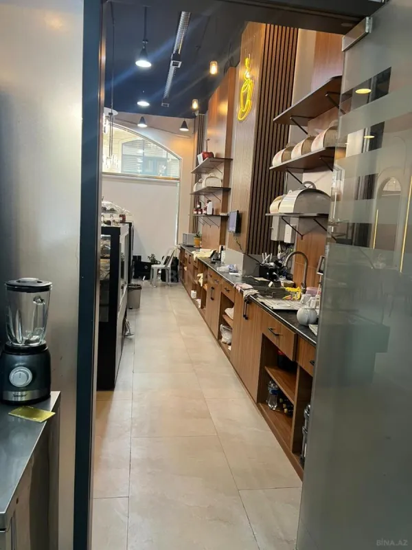 Satılır obyekt 135 m²