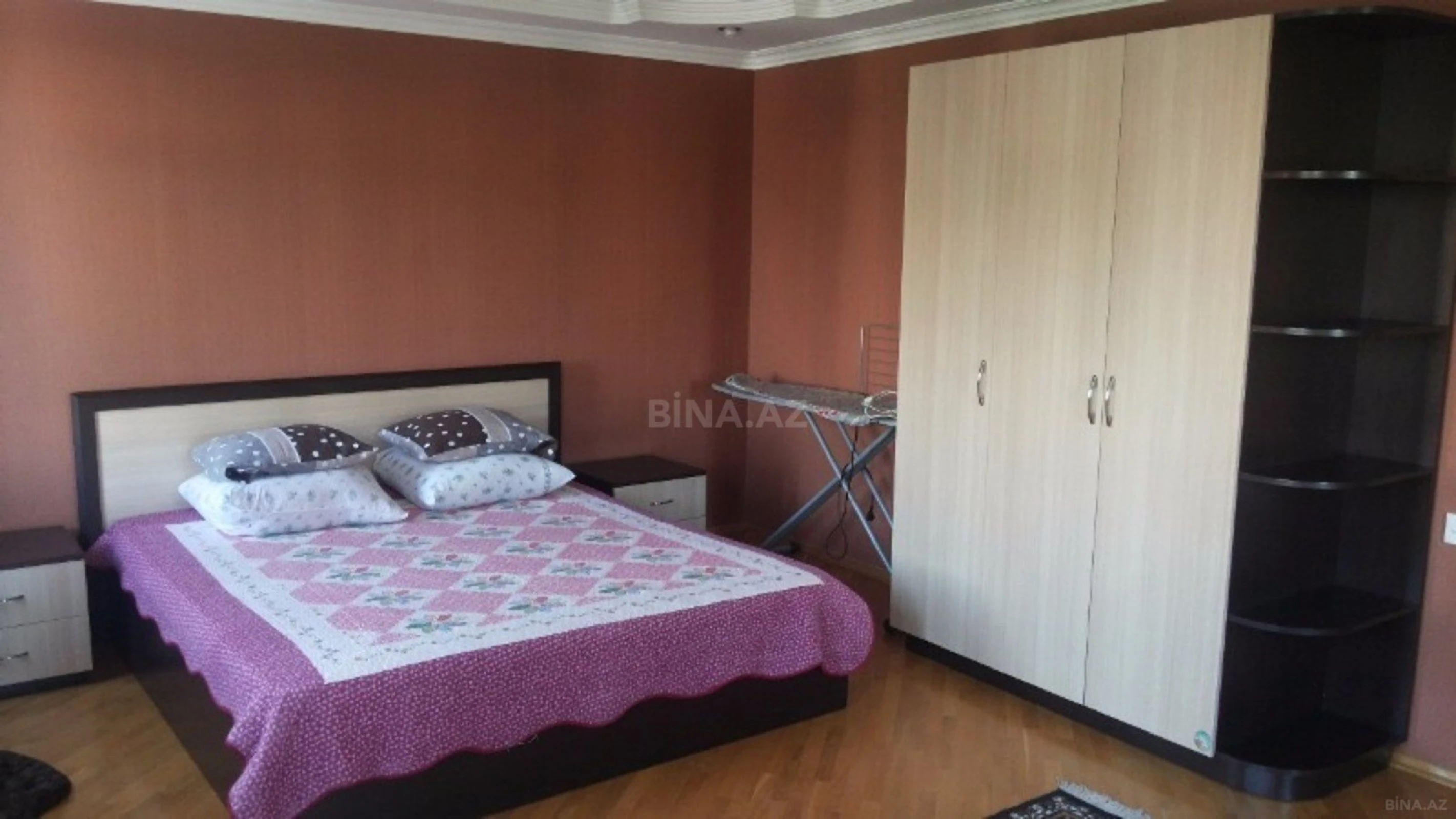 Kirayə verilir 2 otaqlı mənzil 55 m²
