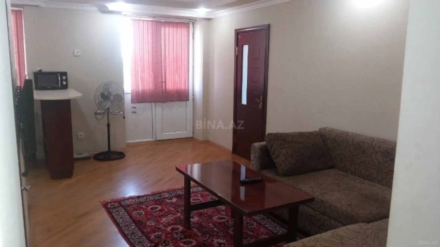 Kirayə verilir 2 otaqlı mənzil 55 m²