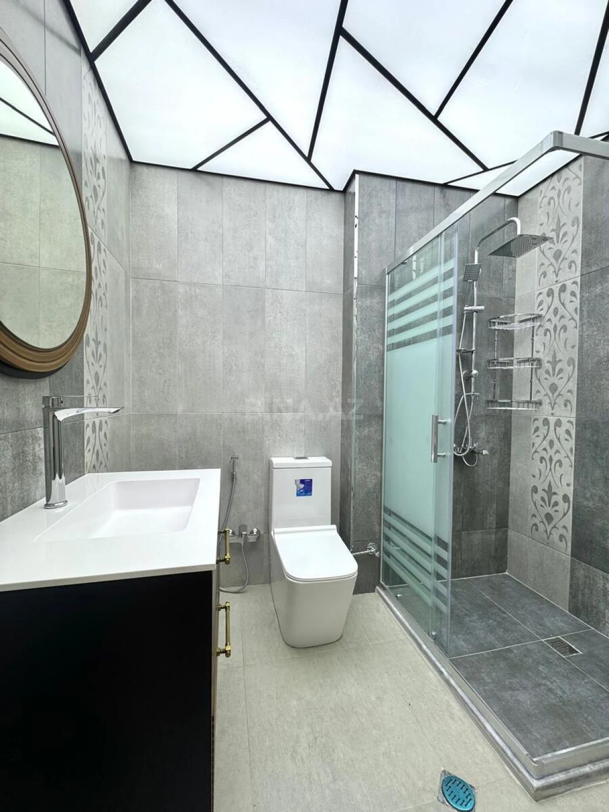 Satılır 3 otaqlı mənzil 86 m²