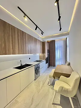 Satılır 3 otaqlı mənzil 77 m²