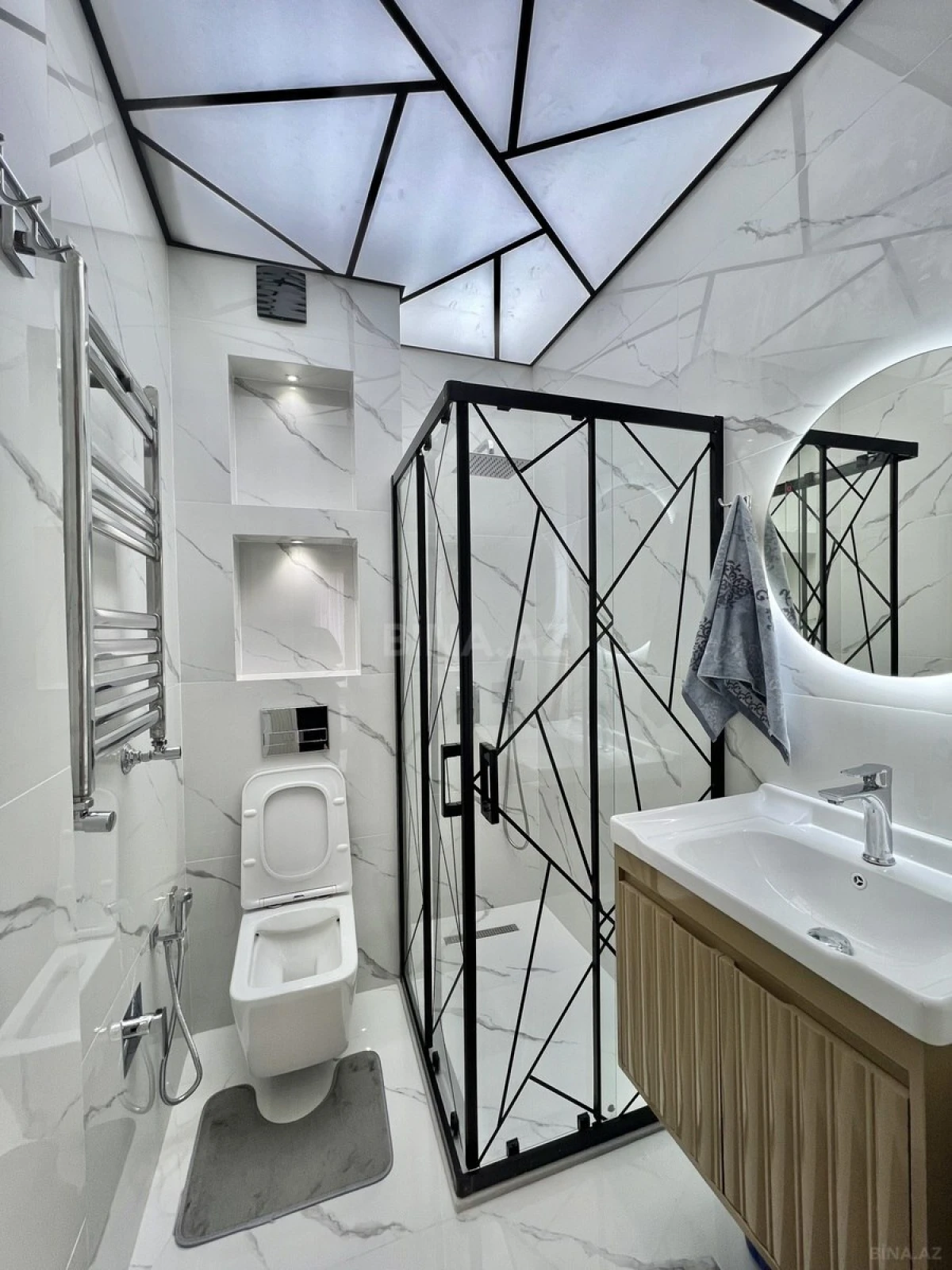 Satılır 3 otaqlı mənzil 77 m²