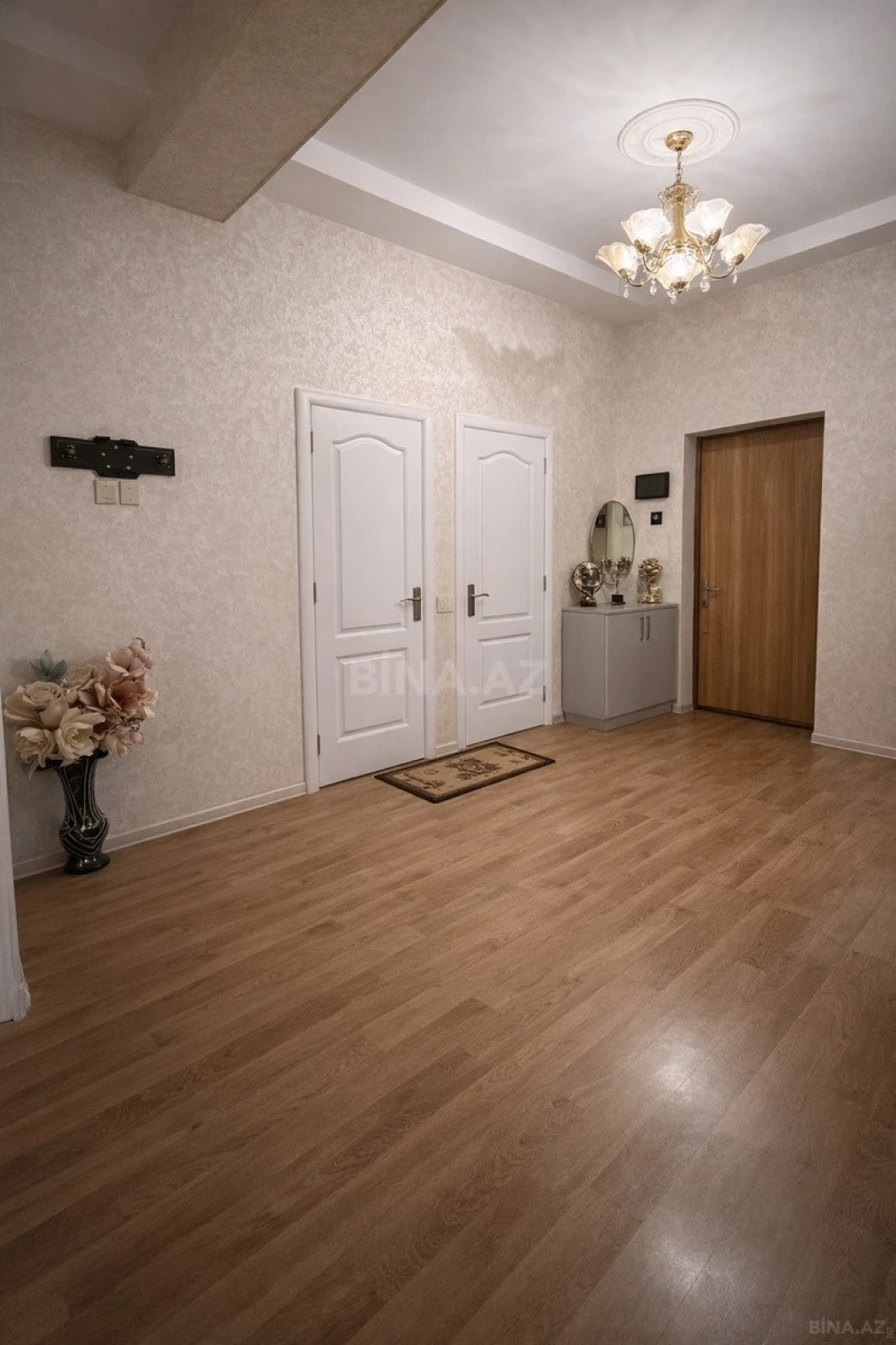 Satılır 3 otaqlı mənzil 90 m²