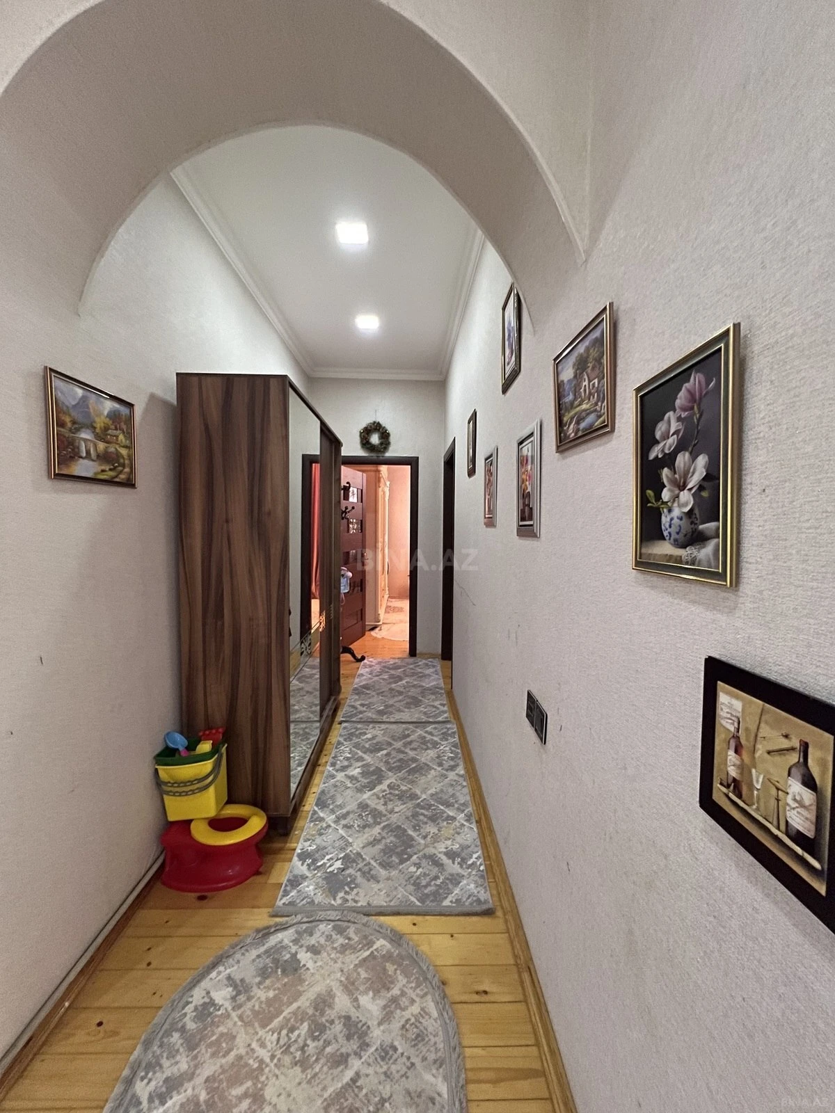 Satılır 3 otaqlı mənzil 96 m²