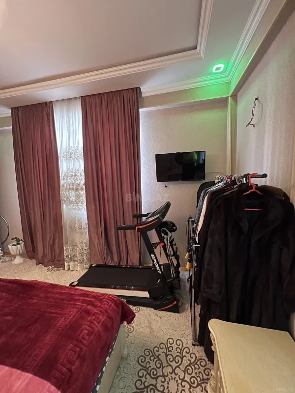 Satılır 3 otaqlı mənzil 96 m²