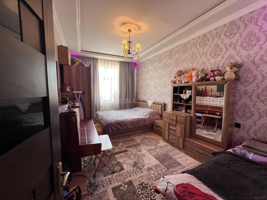 Satılır 3 otaqlı mənzil 96 m²