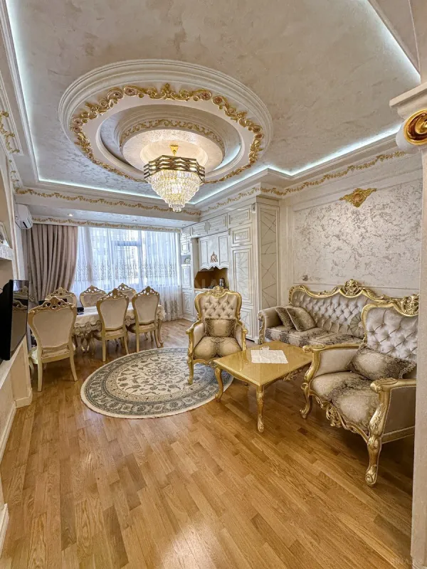 Satılır 2 otaqlı mənzil 70 m²