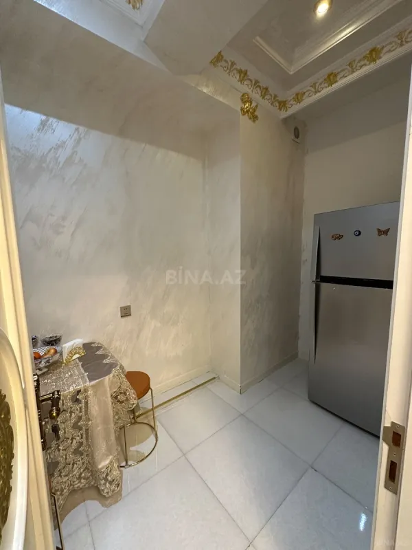 Satılır 2 otaqlı mənzil 70 m²