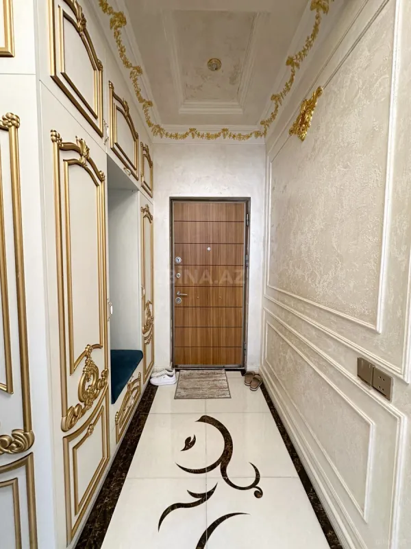 Satılır 2 otaqlı mənzil 70 m²