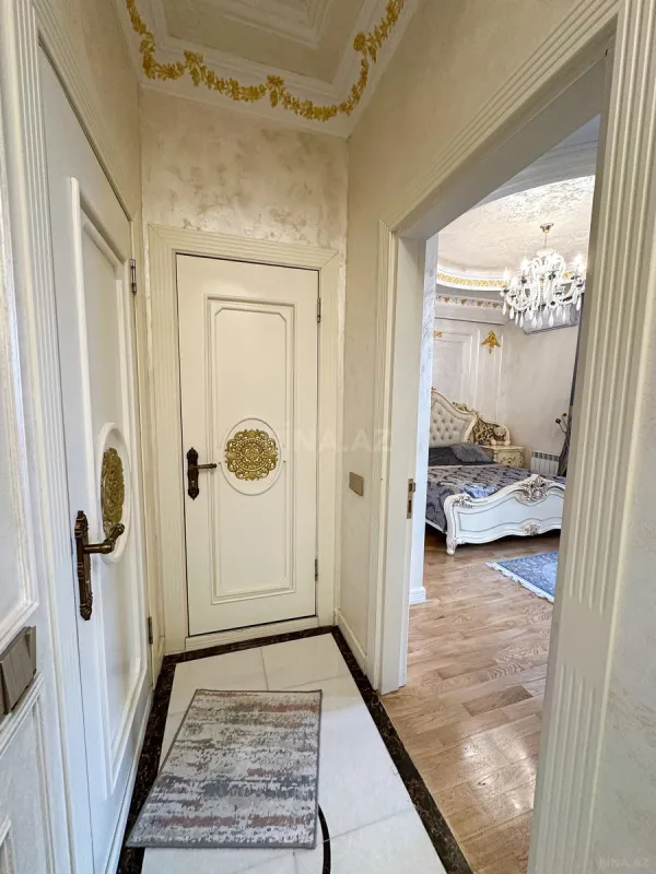 Satılır 2 otaqlı mənzil 70 m²