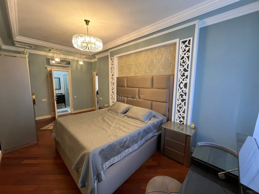 Kirayə verilir 3 otaqlı mənzil 130 m²