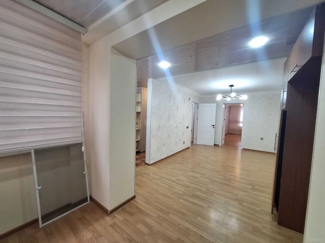 Satılır 3 otaqlı mənzil 68 m²