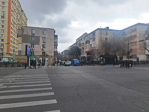 Satılır 3 otaqlı mənzil 68 m²