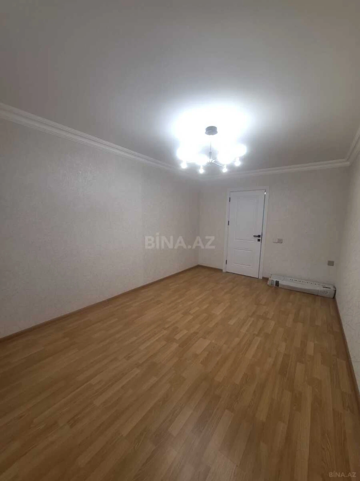 Satılır 3 otaqlı mənzil 68 m²