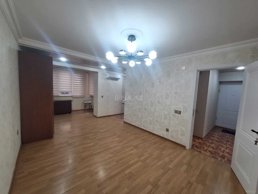 Satılır 3 otaqlı mənzil 68 m²