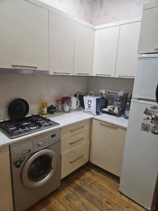 Satılır 2 otaqlı mənzil 67 m²