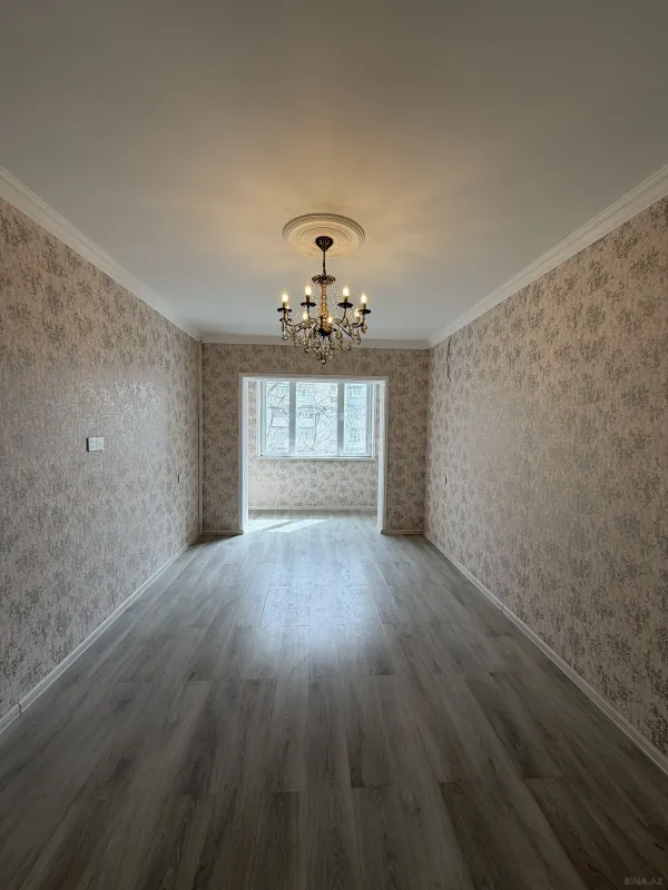 Satılır 4 otaqlı mənzil 112 m²