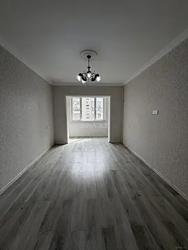 Satılır 4 otaqlı mənzil 112 m²