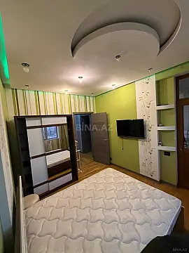 Kirayə verilir 3 otaqlı mənzil 150 m²