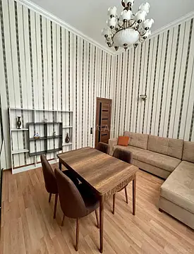 Satılır 2 otaqlı mənzil 50 m²