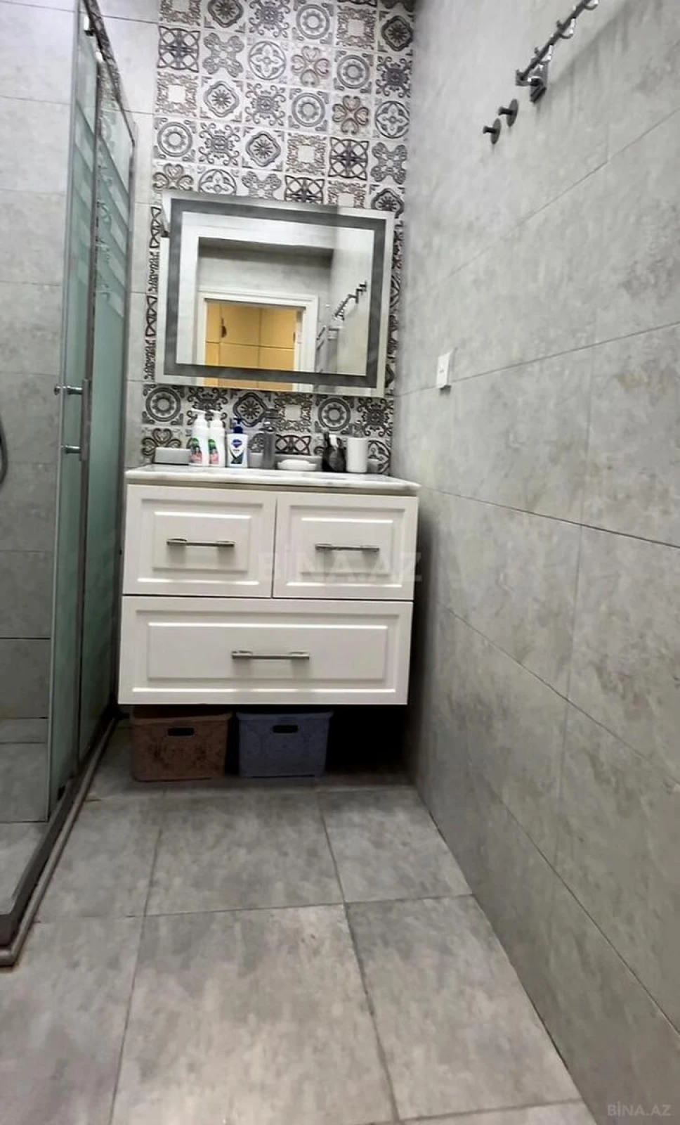 Satılır 2 otaqlı mənzil 76 m²