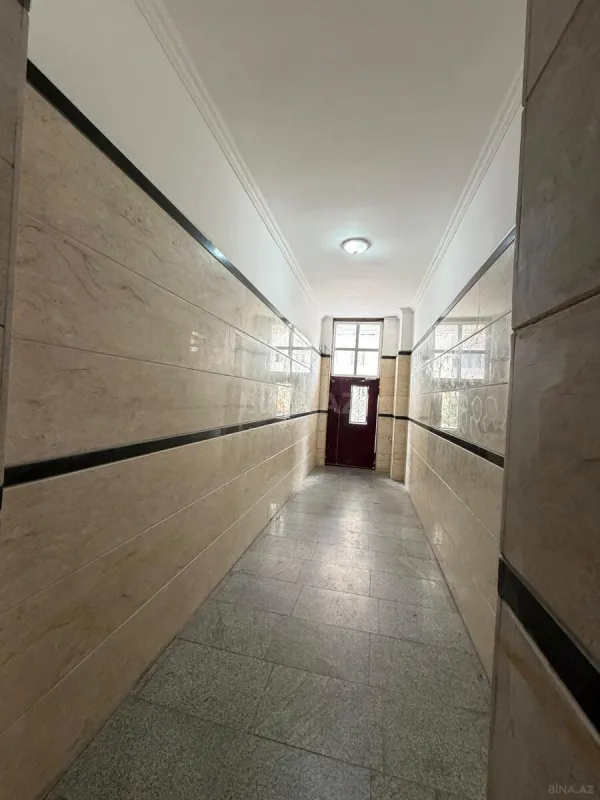 Satılır 2 otaqlı mənzil 106 m²
