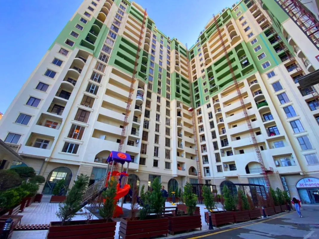 Satılır 2 otaqlı mənzil 66 m²