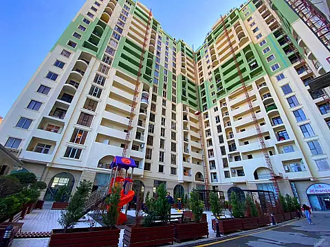 Satılır 2 otaqlı mənzil 66 m²