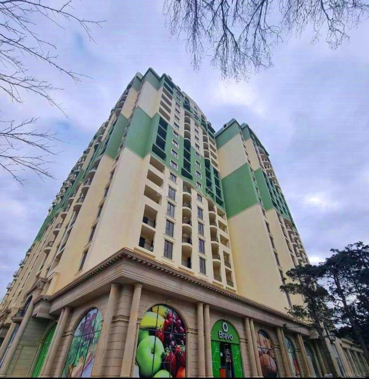 Satılır 2 otaqlı mənzil 66 m²