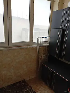 Kirayə verilir 2 otaqlı mənzil 90 m²