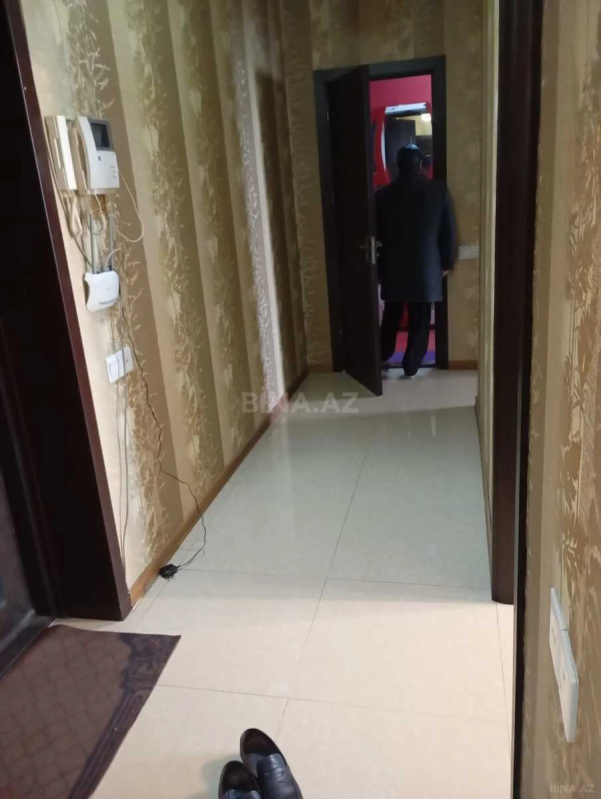 Kirayə verilir 2 otaqlı mənzil 90 m²