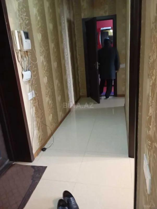 Kirayə verilir 2 otaqlı mənzil 90 m²