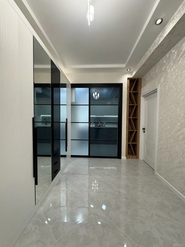 Satılır 3 otaqlı mənzil 82 m²