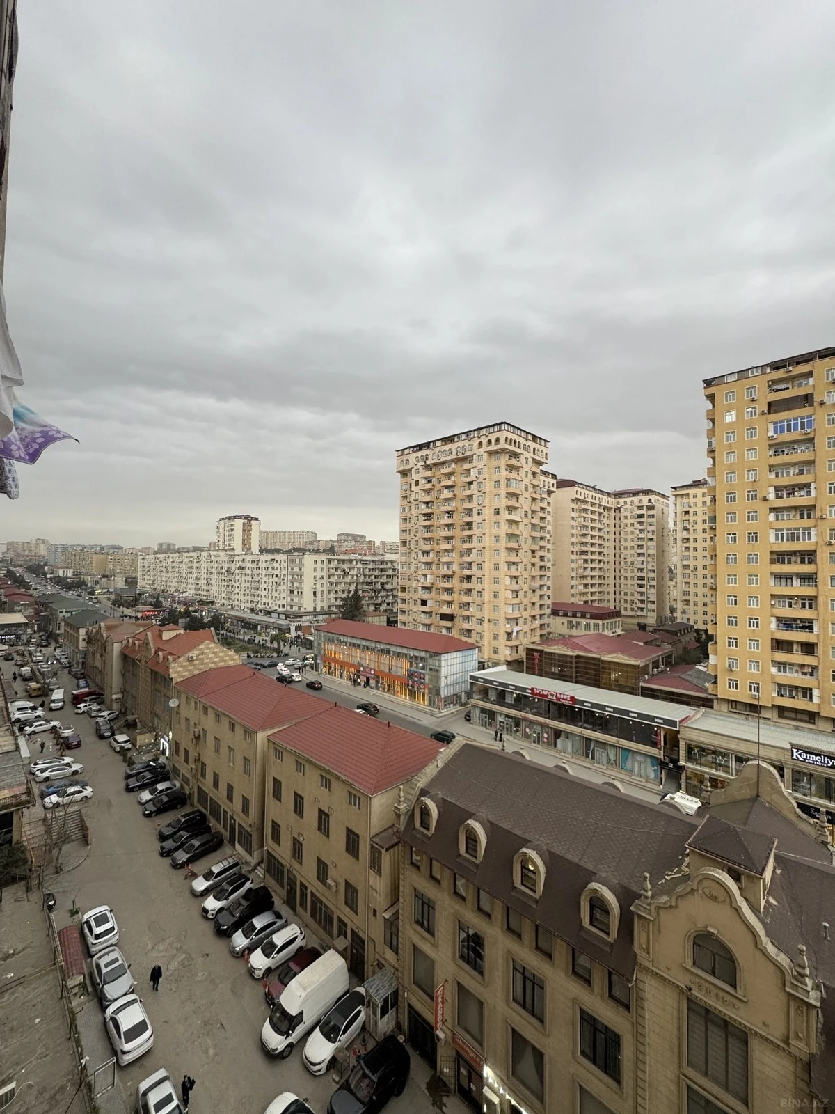 Satılır 3 otaqlı mənzil 82 m²